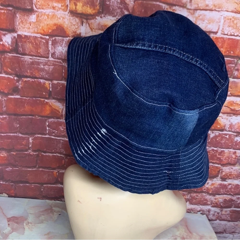 N/A distressed medium